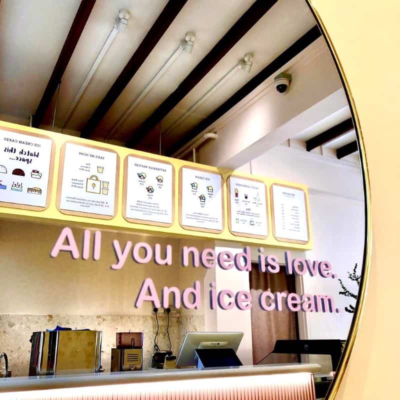 inside scoop singapore free ice cream
