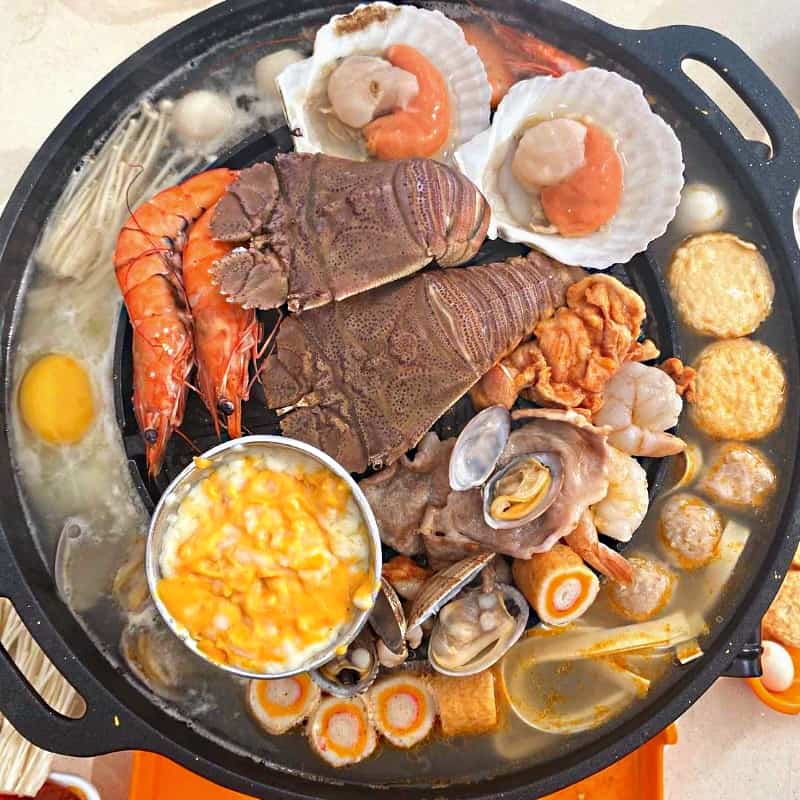 wbl mookata buffet lavender crayfish