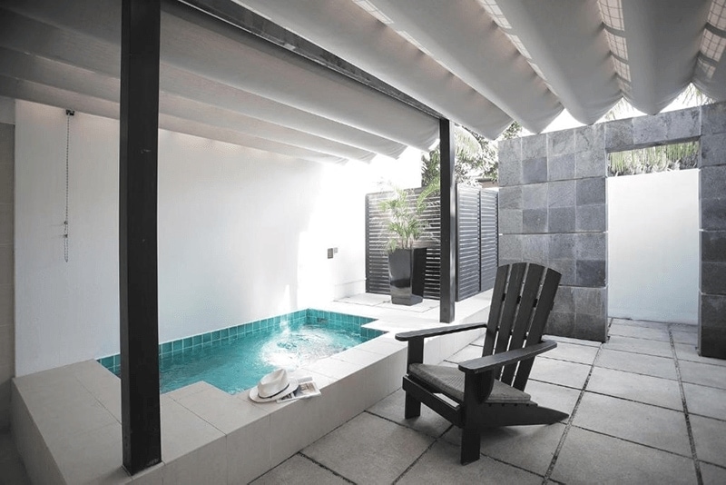 pet friendly hotels singapore amara sanctuary