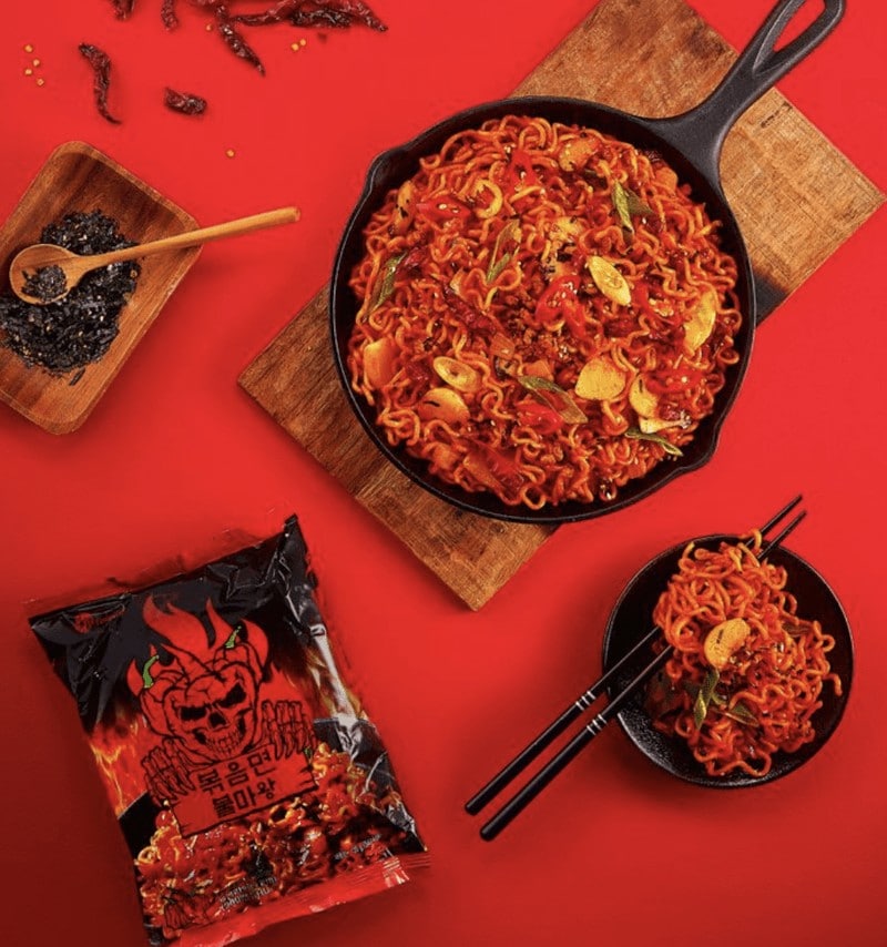 flatlay of Bulmawang ramen