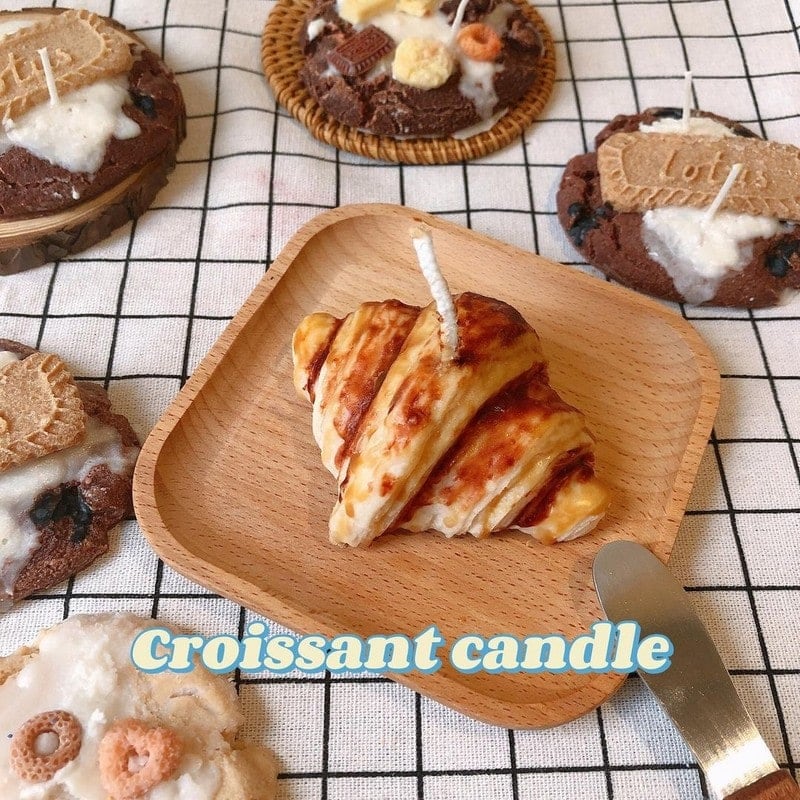 croissant candles