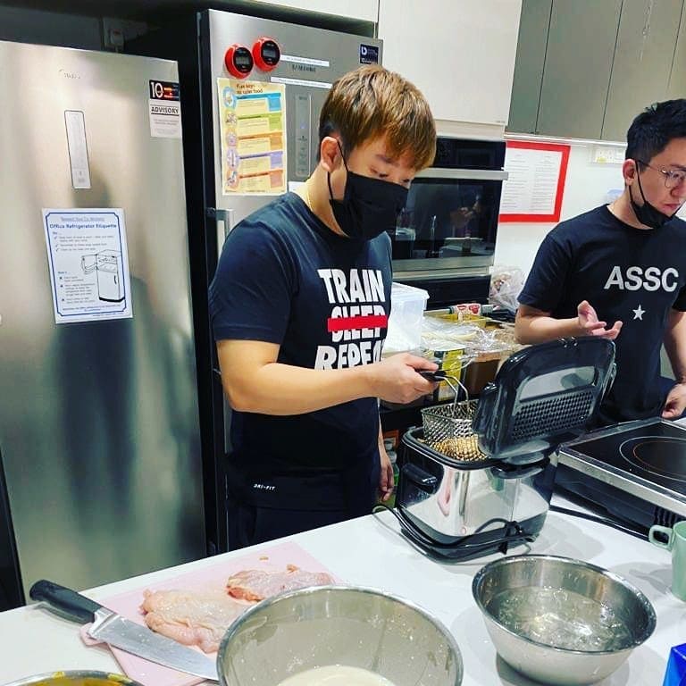 Chef Gideon frying food (F&B)