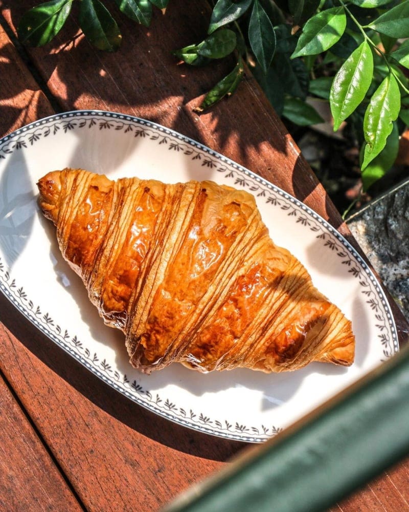 tiong bahru balery golden croissant