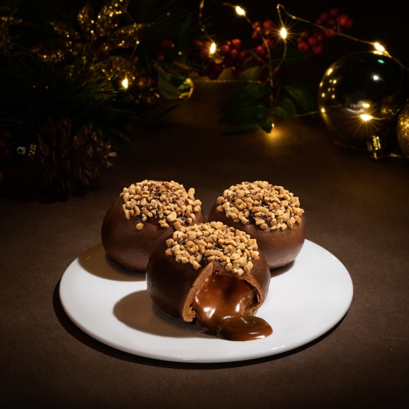 din tai fung ginger chocolate lava bun