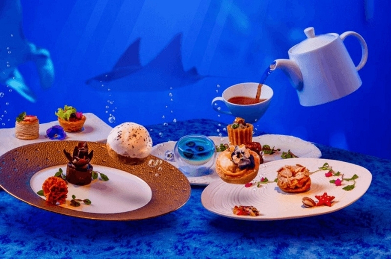 ocean restaurant high tea in the deep sea