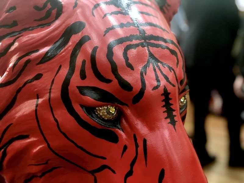 tiger sculptures