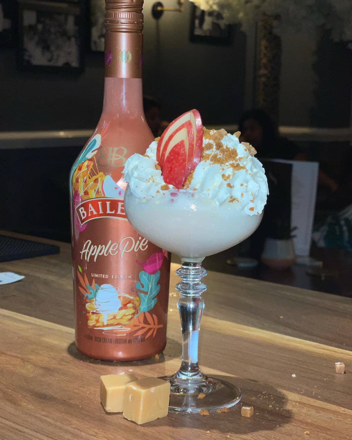 apple pie baileys milkshake
