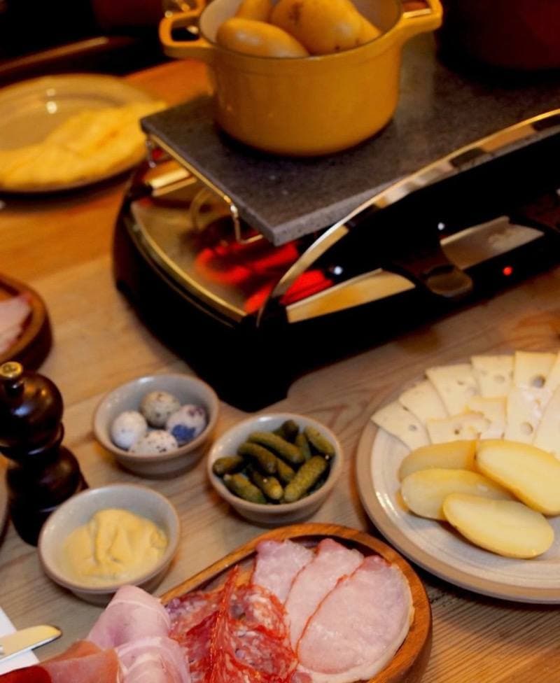 cafe and bar gavroche singapore