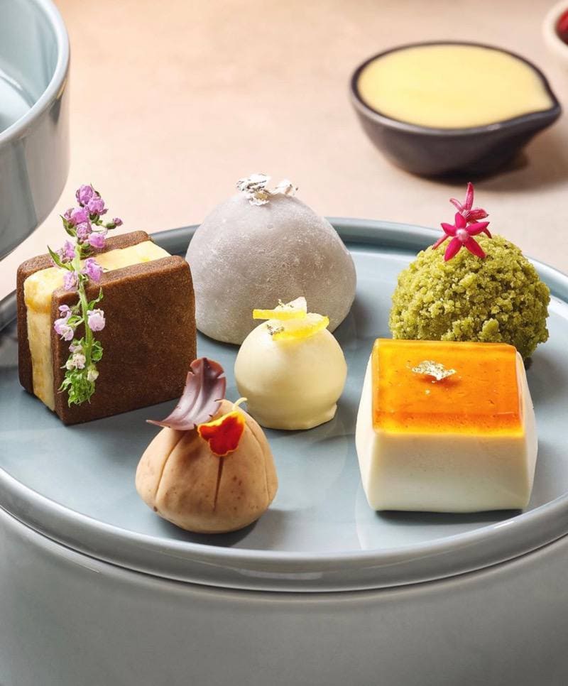 travel within singapore