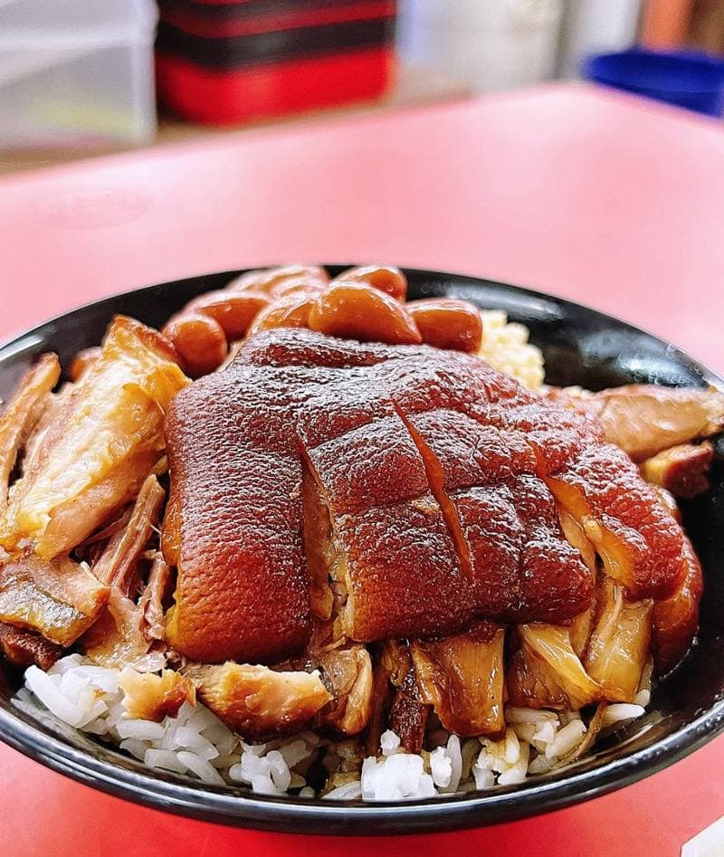 hot city seafood soup chinatown singapore