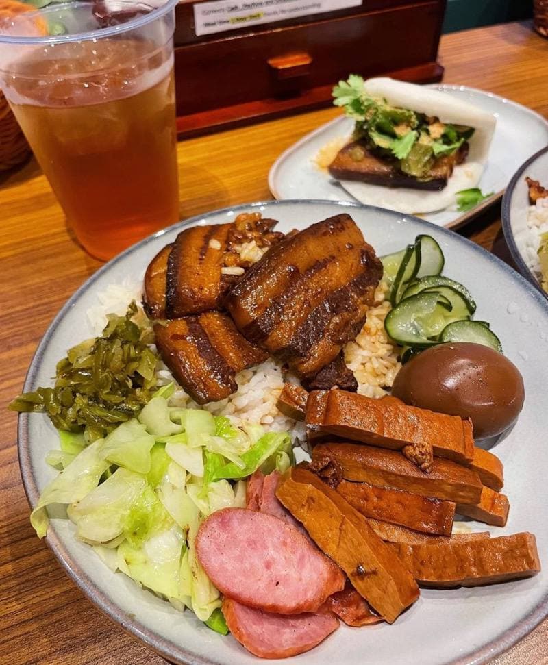 want food taiwanese delights