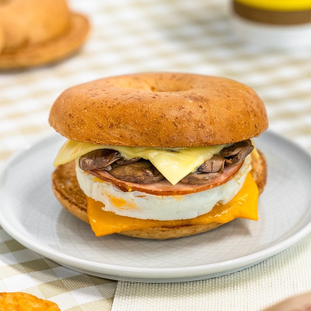 breakfast bagel