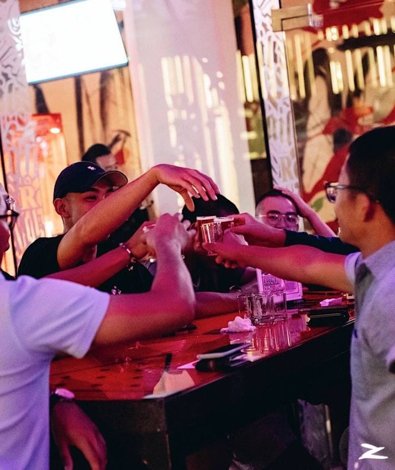 affordable liquid buffets singapore redtail by zouk