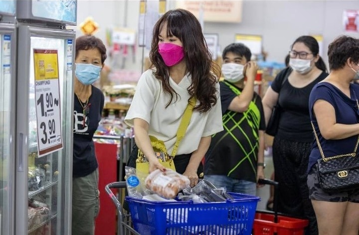 Chinese New Year warehouse sale 