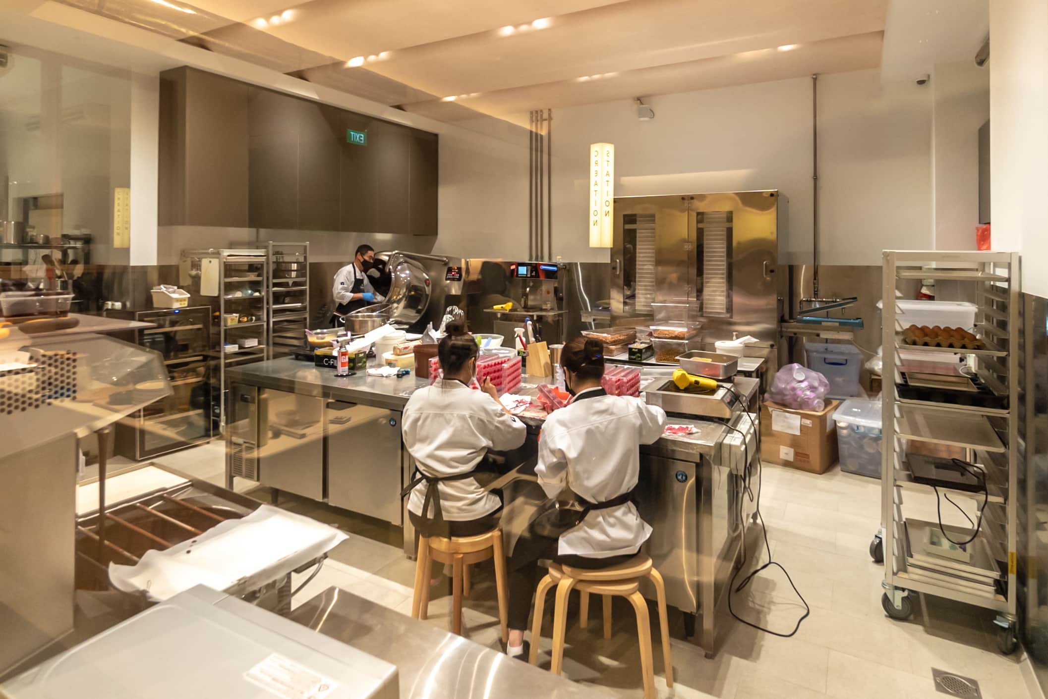 mr bucket chocolaterie