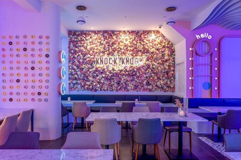 Knock Knock: Dawn - Dusk