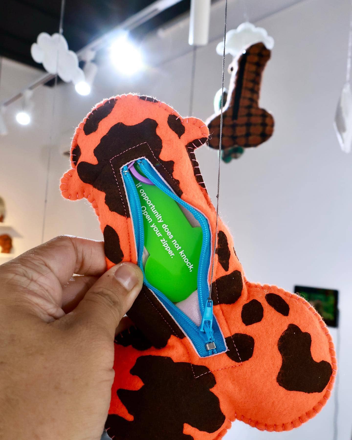 chin-chin art exhibition