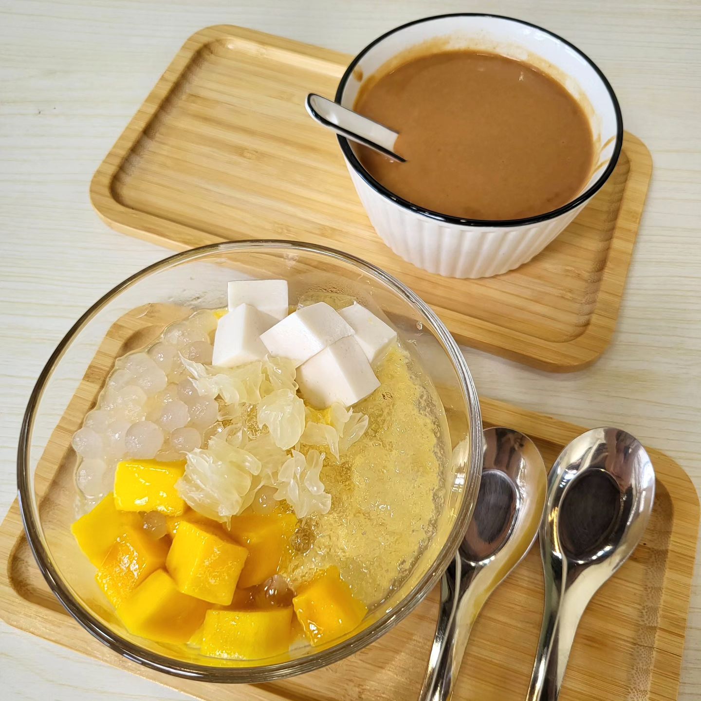 tian ban desserts bistro