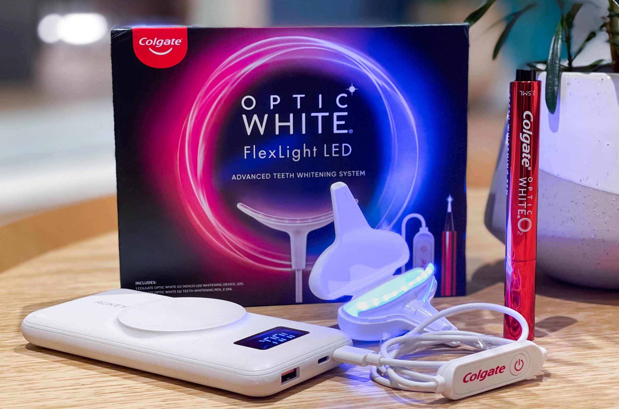 Colgate Optic White Flexlight LED