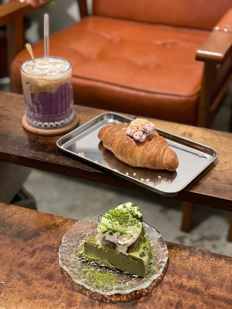 The Blue Door Coffee House