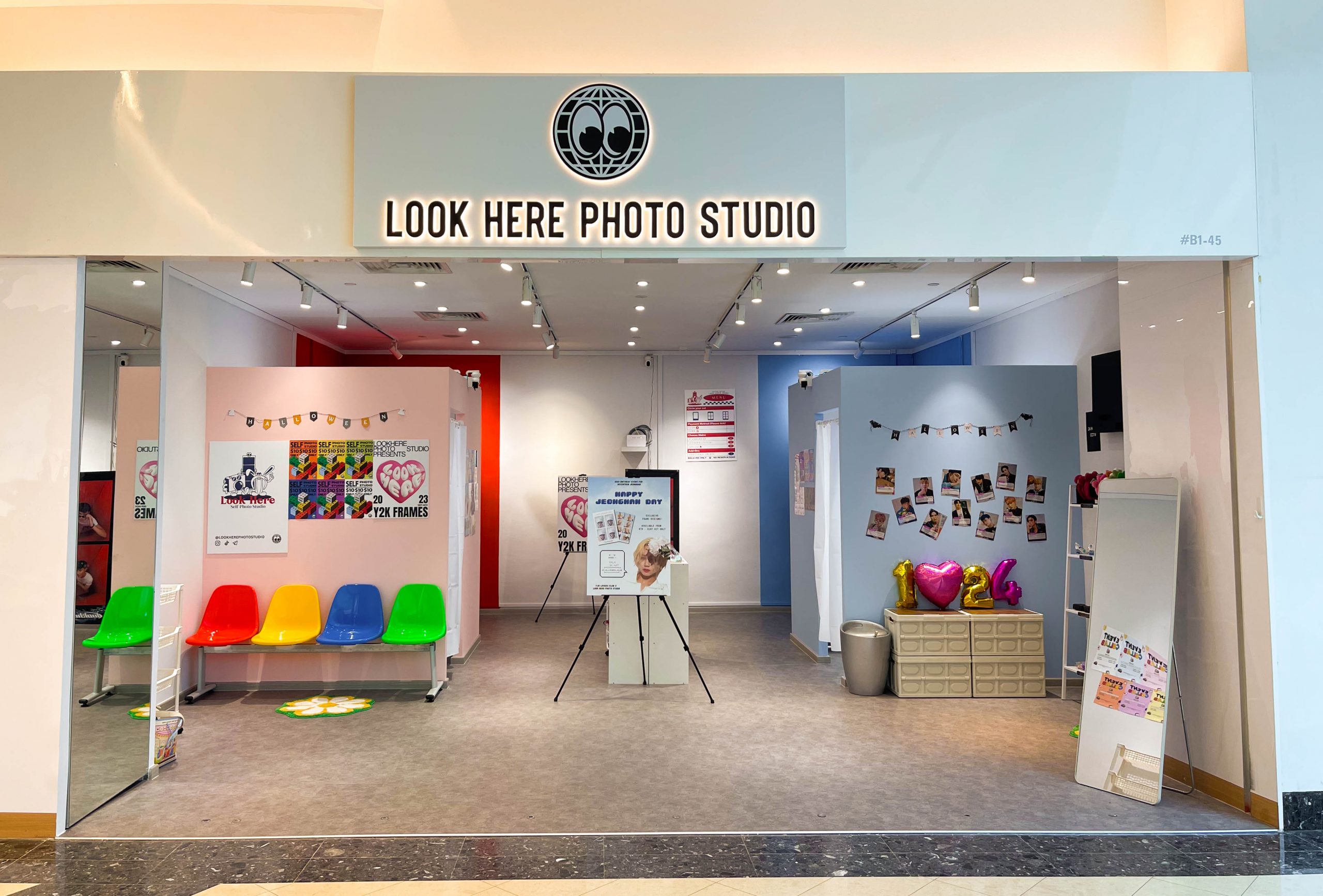 Look Here Photo Studio