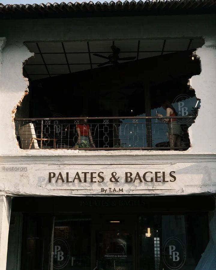 palates & bagels