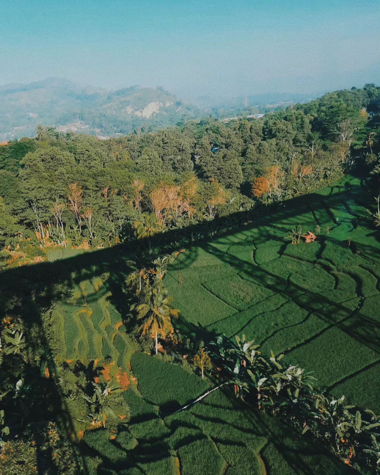 panoramic train Indonesia