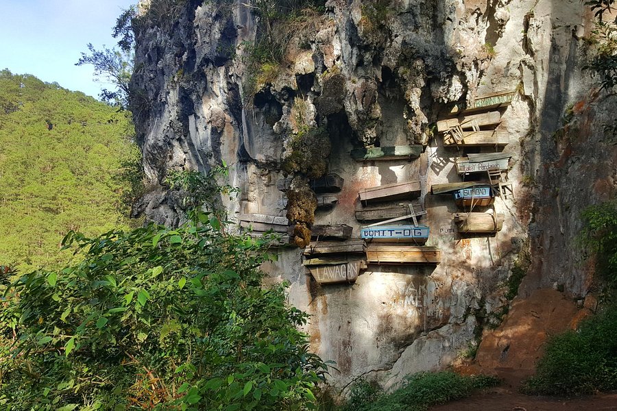 unique spots philippines