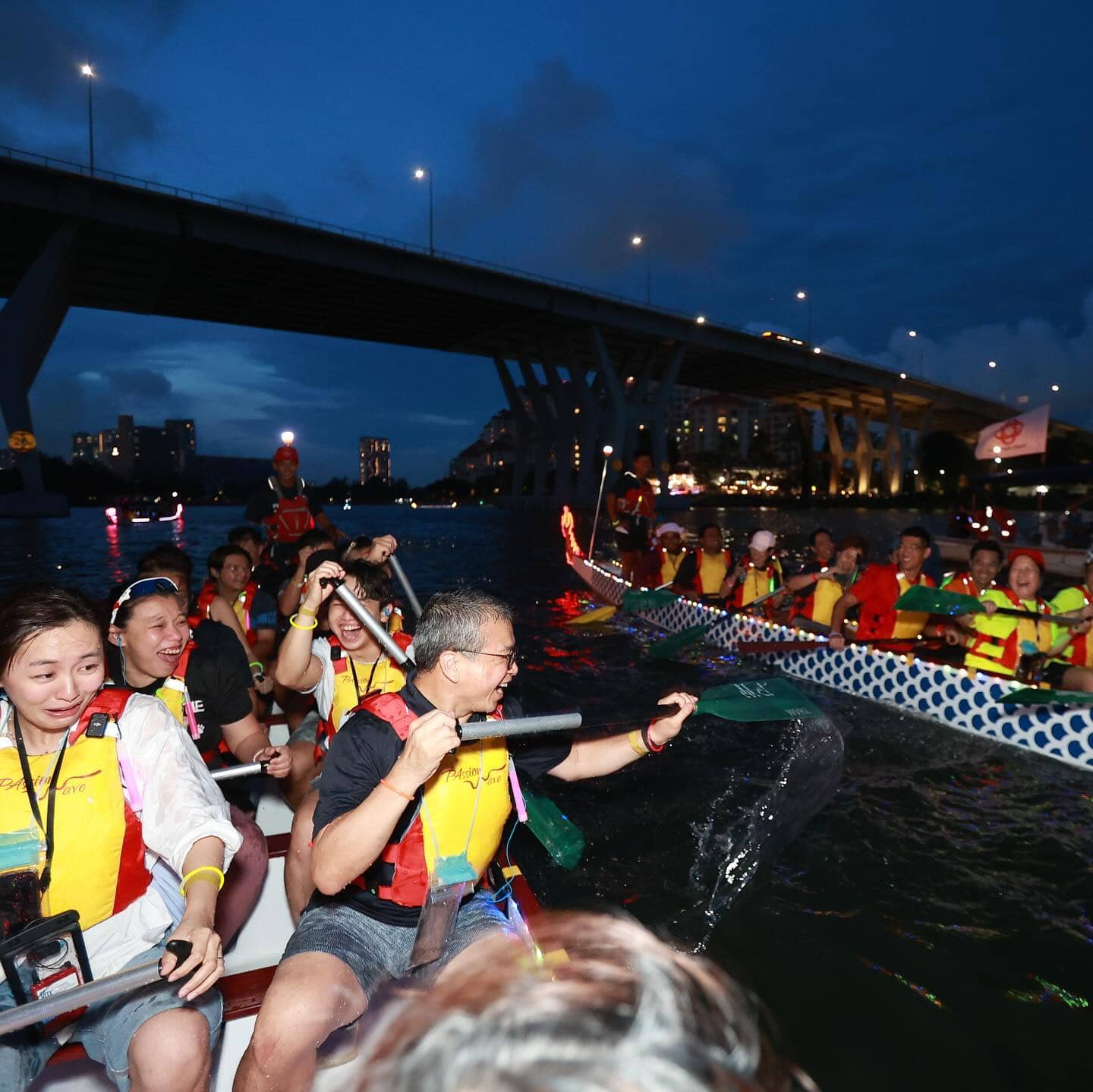 Glow PAddle Dragonboat