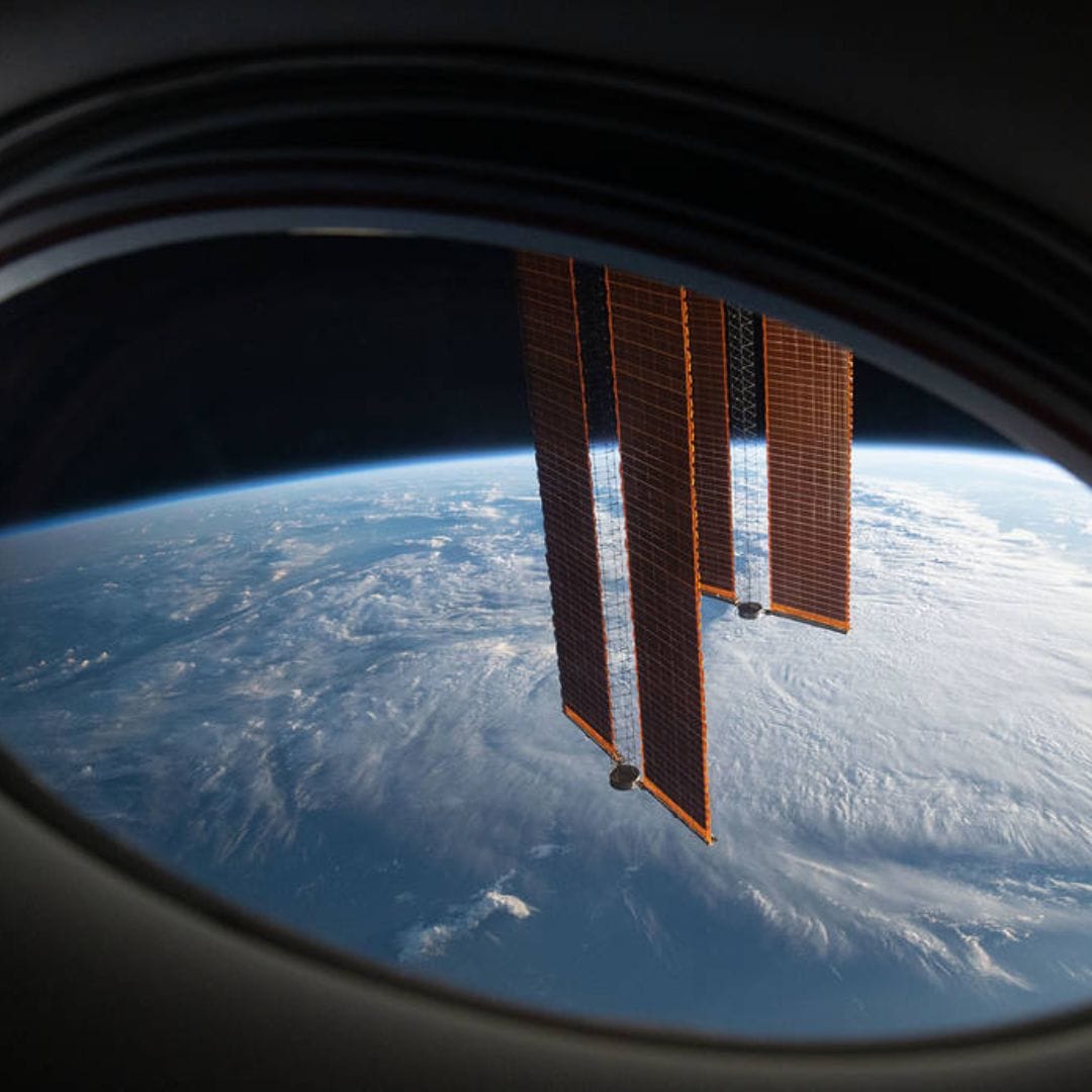 Space Explorers: The Infinite