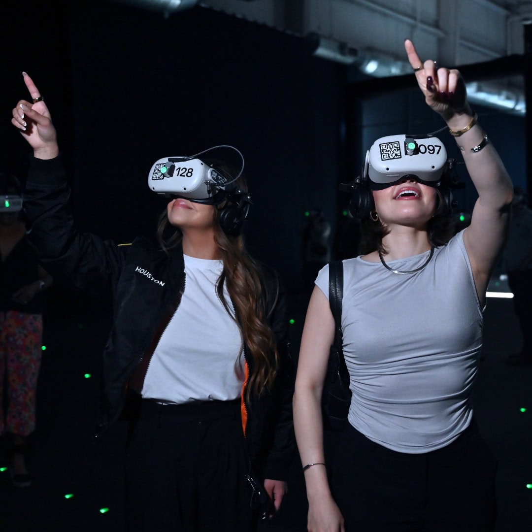 Space Explorers: The Infinite