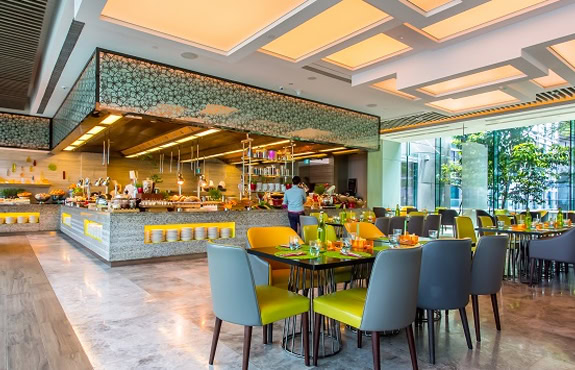 jen orchardgateway buffet dinner