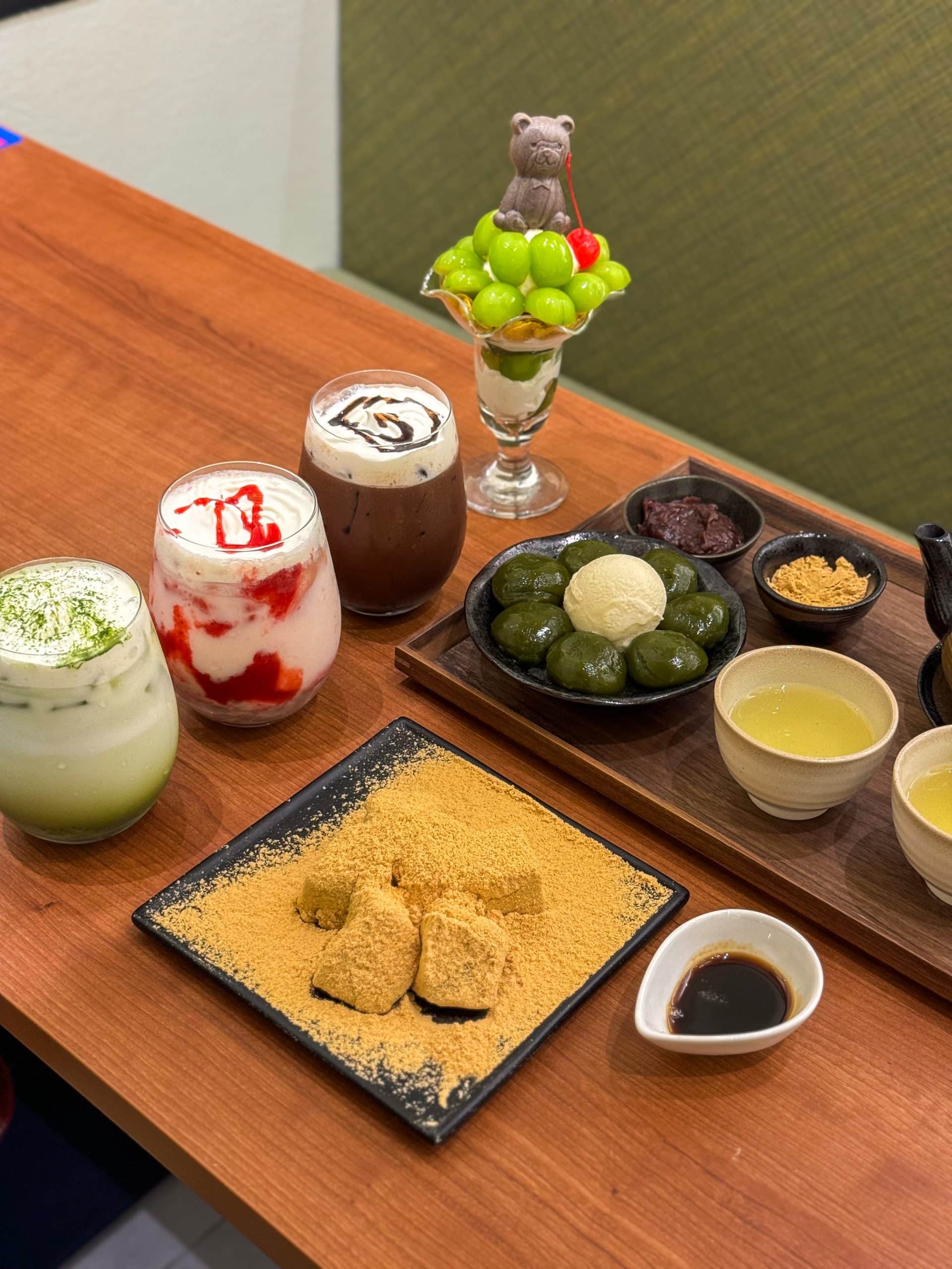 Torori Tenshi no Warabi Mochi