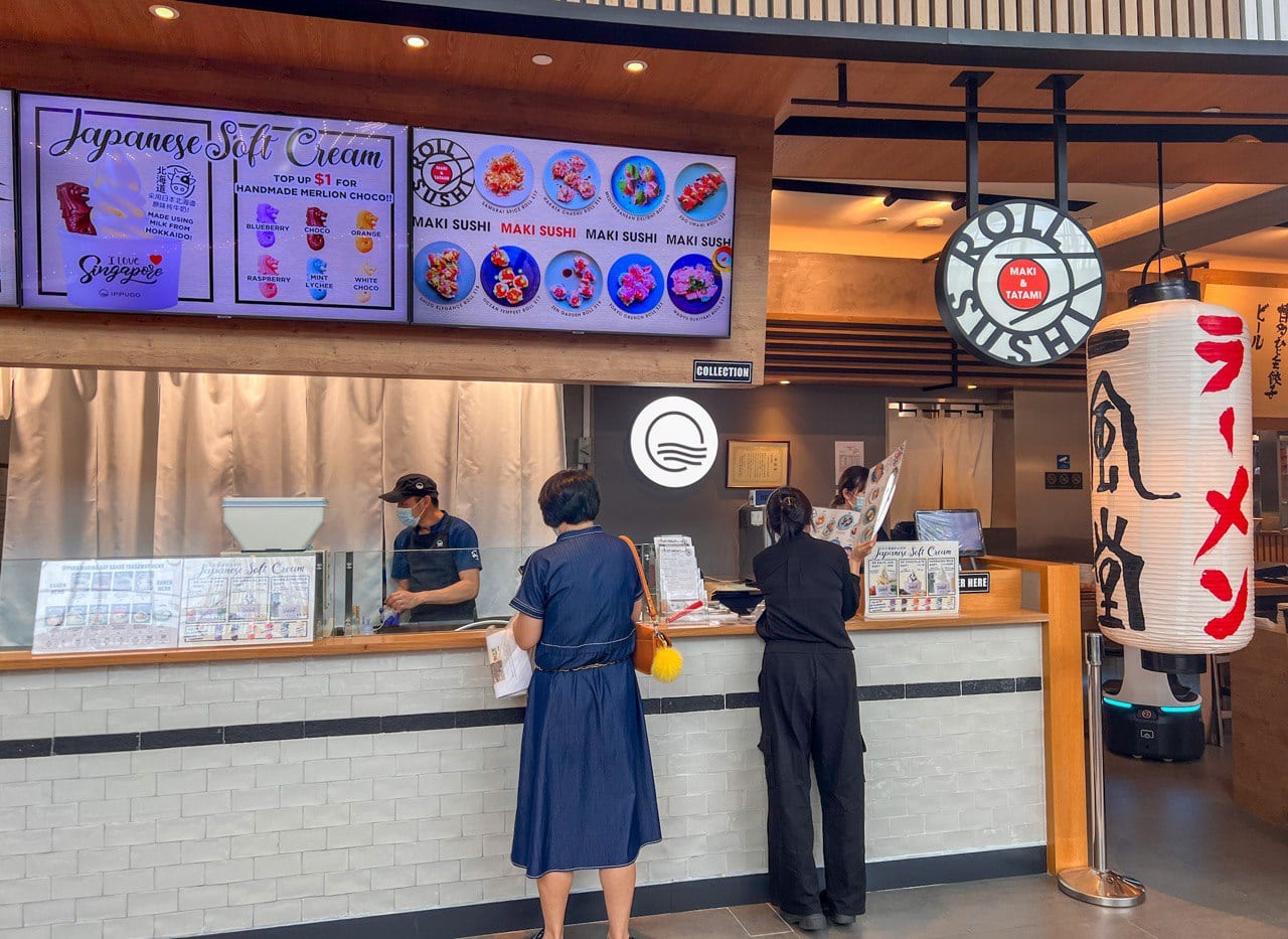 Roll Sushi by IPPUDO