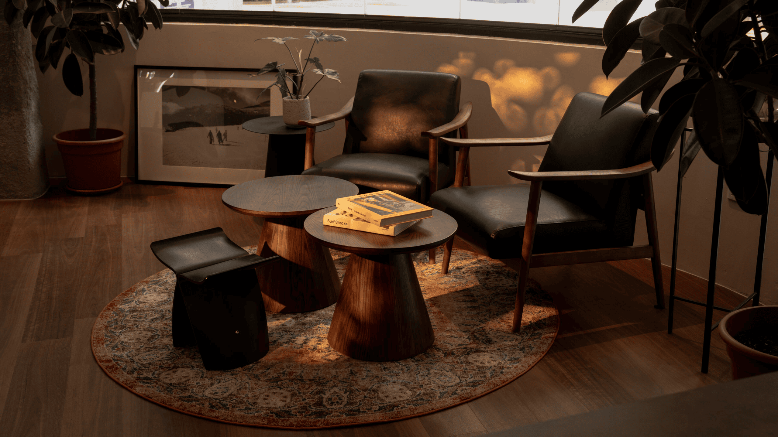 TRIFECTA Riders’ Lounge